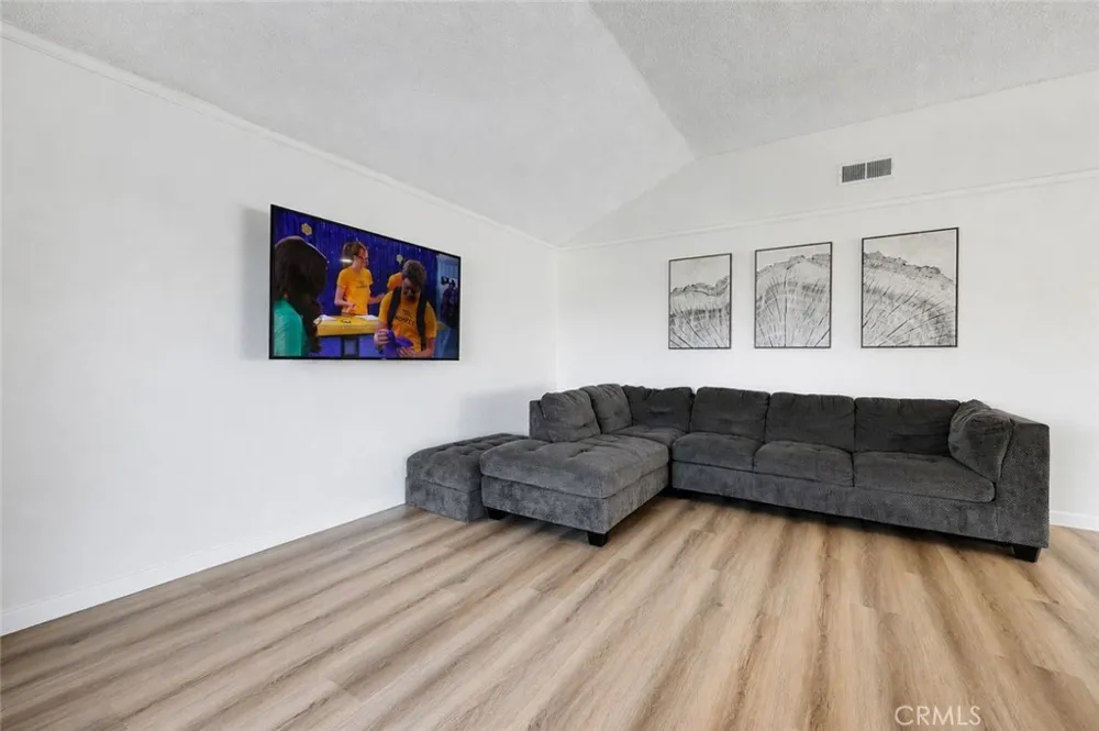 2475 Woodfield Brea, CA 92821