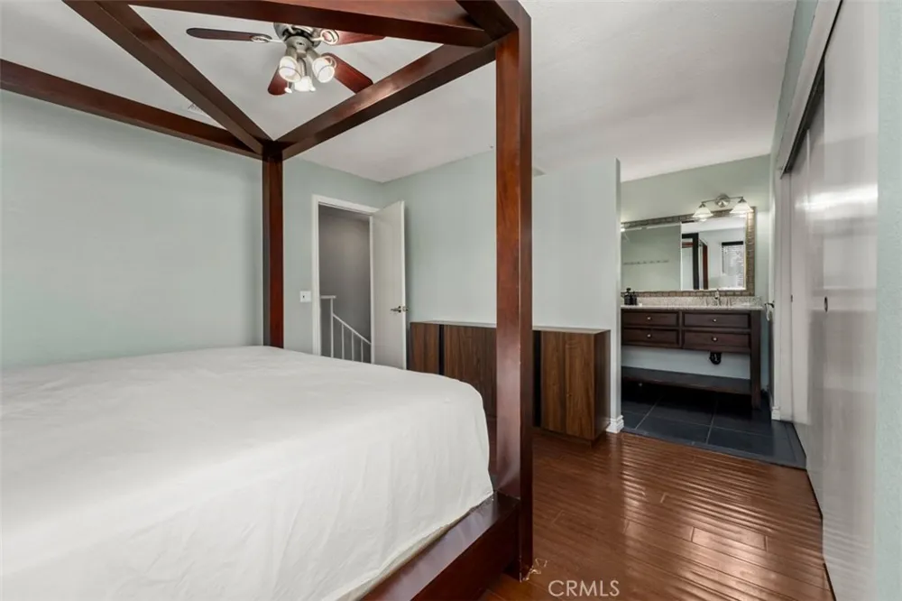 939 W 19th Costa Mesa, CA 92627