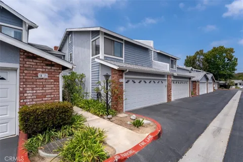 939 W 19th