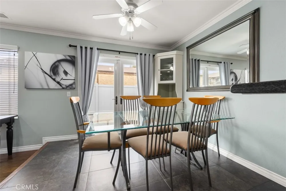939 W 19th Costa Mesa, CA 92627