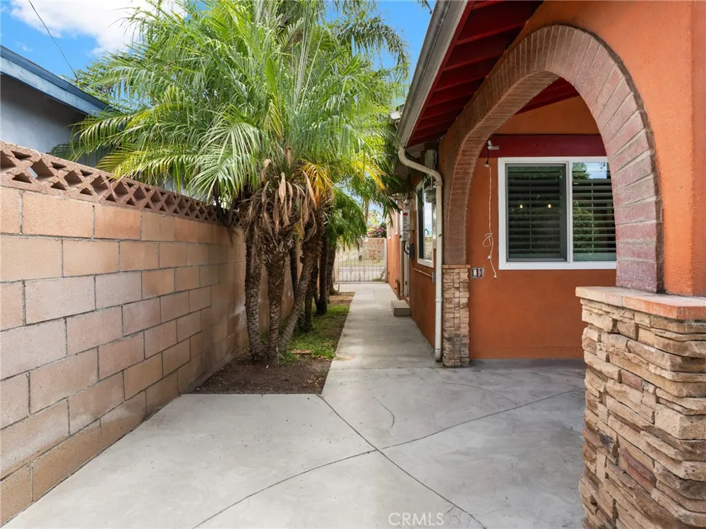 1647 South Rama Drive West Covina, CA 91790