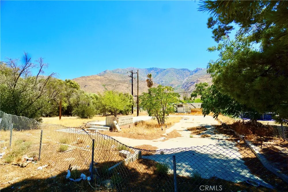 52077 Maxine Cabazon, CA 92230