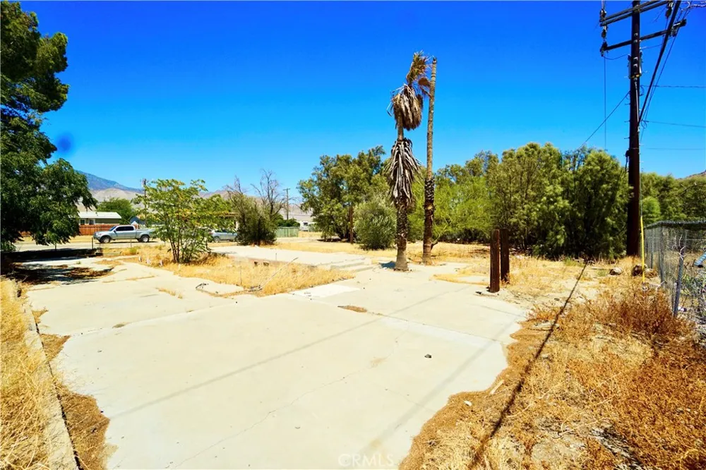 52077 Maxine Cabazon, CA 92230