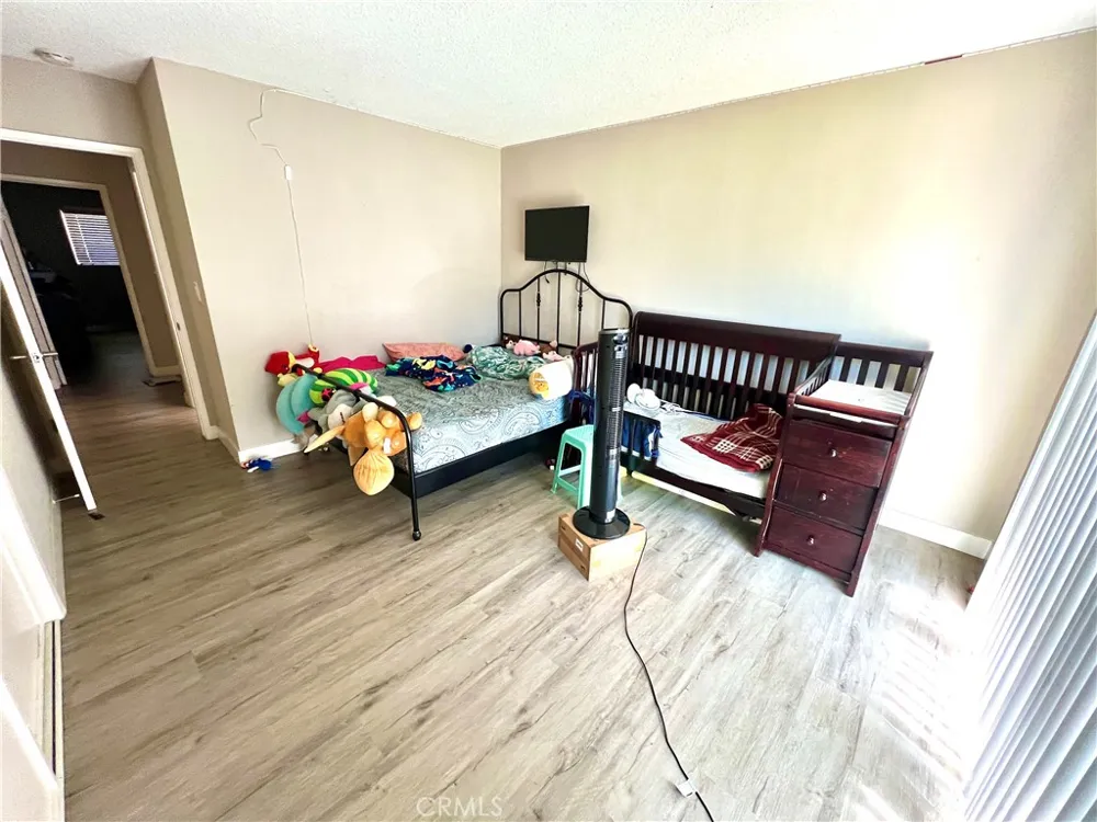 15712 Pasadena #8 Tustin, CA 92780
