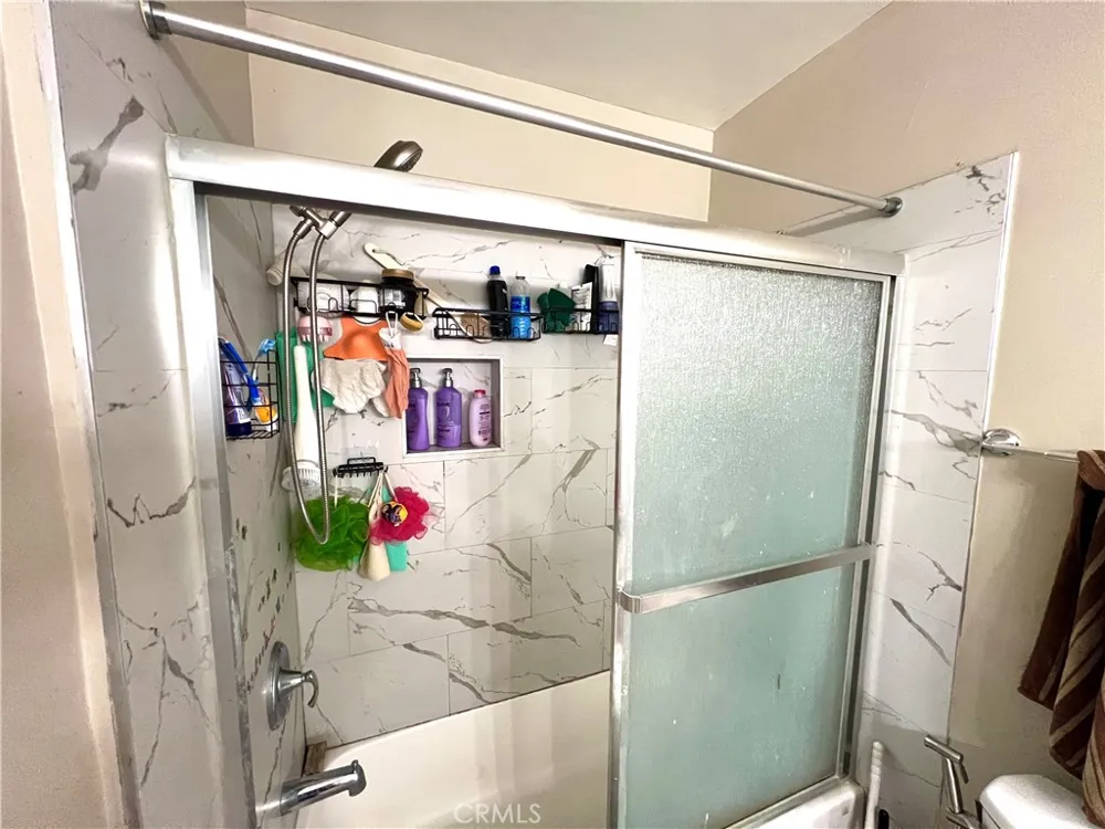 15712 Pasadena #8 Tustin, CA 92780