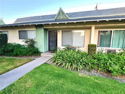 15712 Pasadena #8