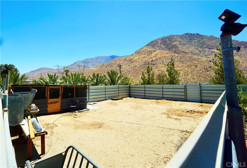 14993 Broadway Cabazon, CA 92230