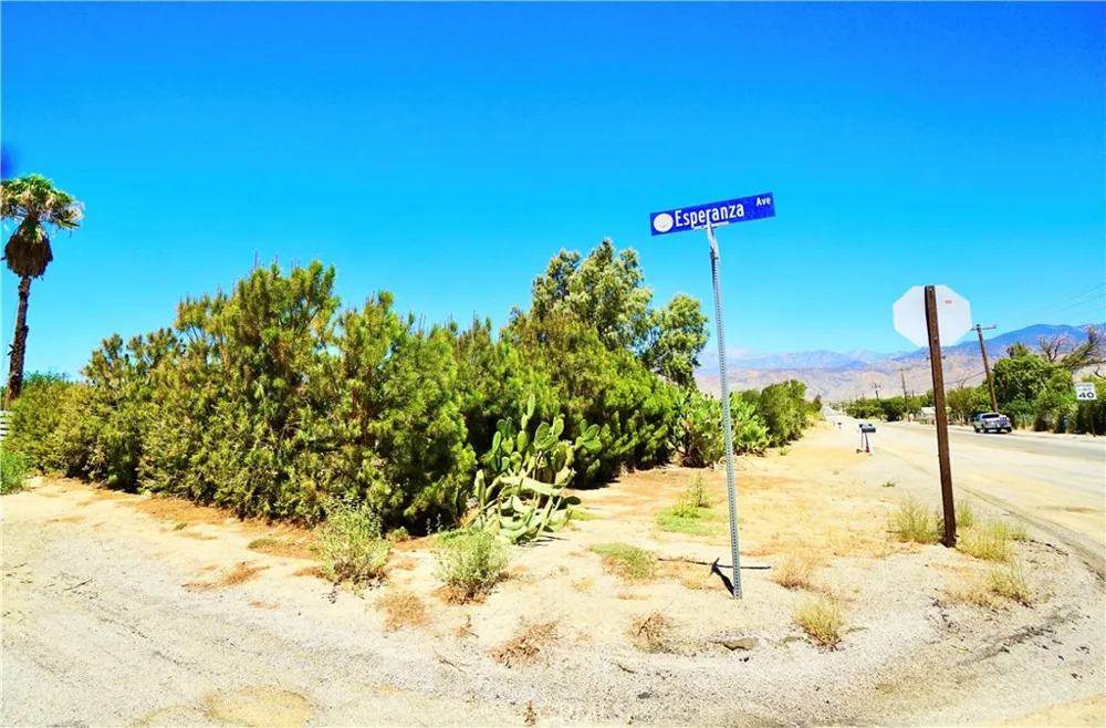 14993 Broadway Cabazon, CA 92230