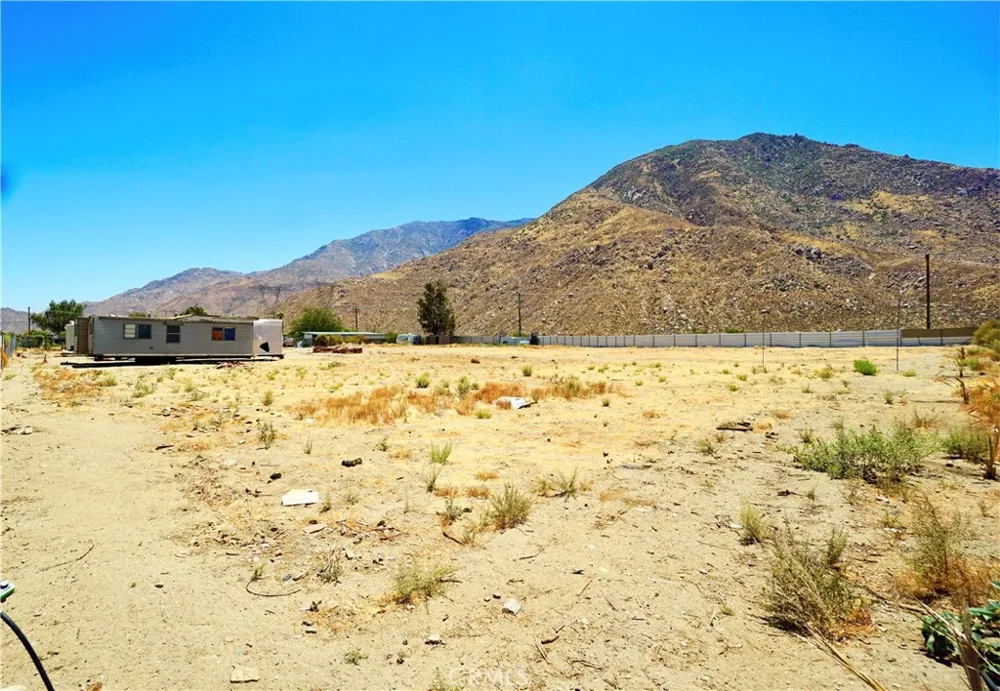 14993 Broadway Cabazon, CA 92230