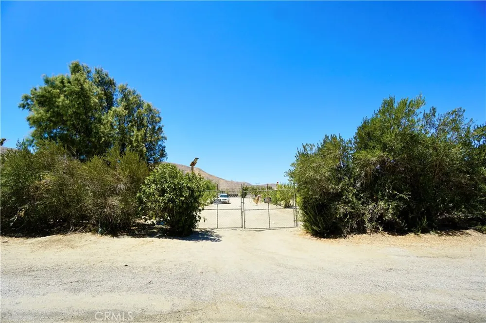 14993 Broadway Cabazon, CA 92230