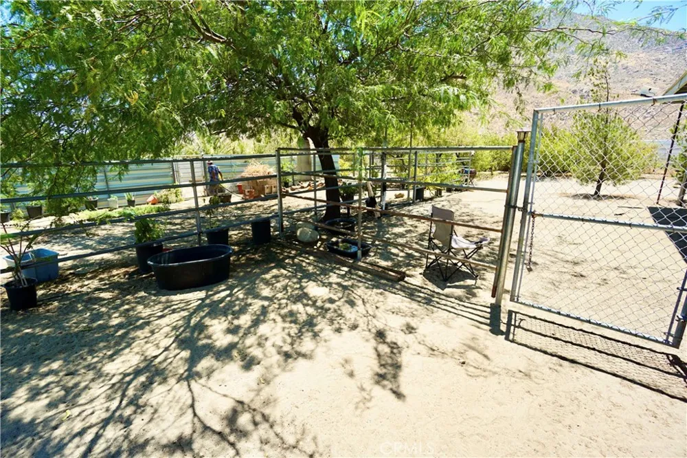14993 Broadway Cabazon, CA 92230