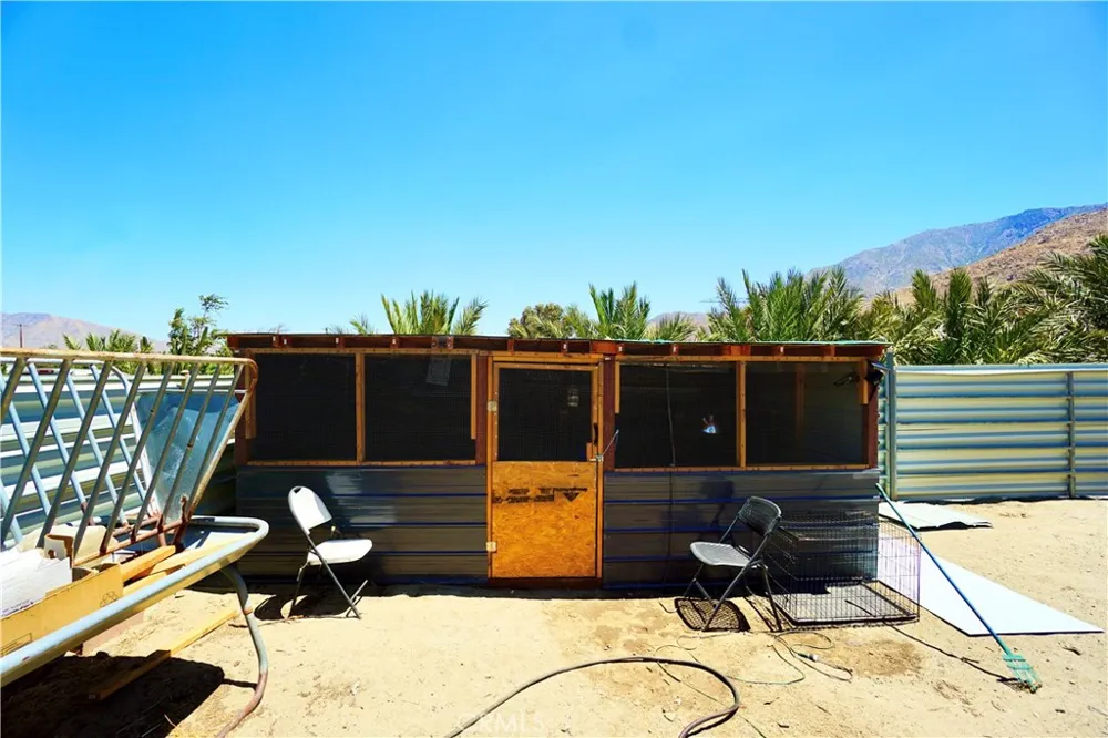 14993 Broadway Cabazon, CA 92230