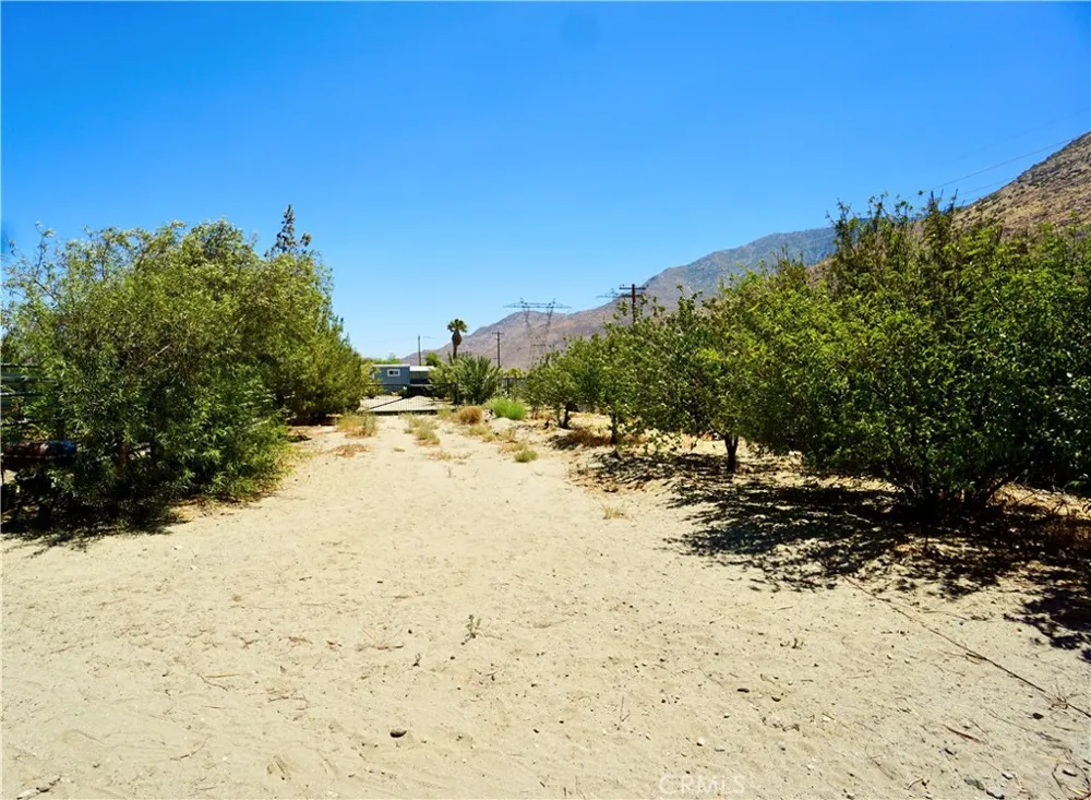14993 Broadway Cabazon, CA 92230