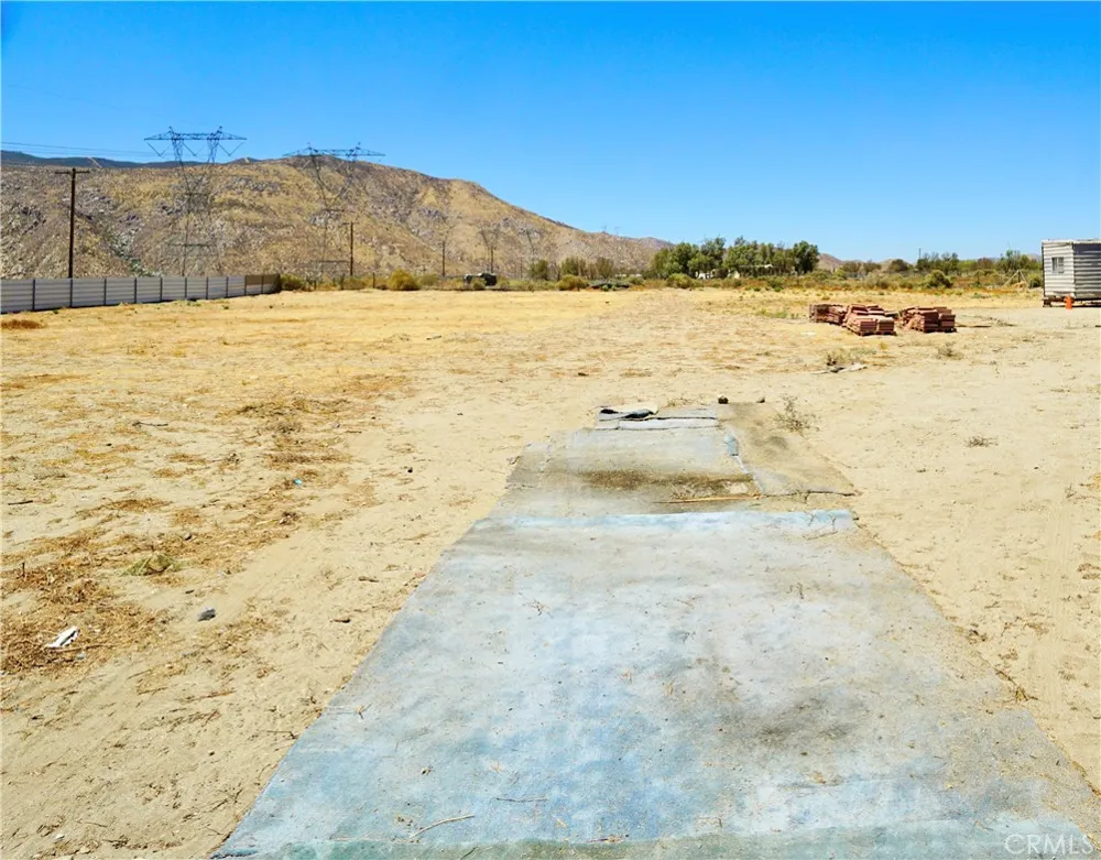 14993 Broadway Cabazon, CA 92230