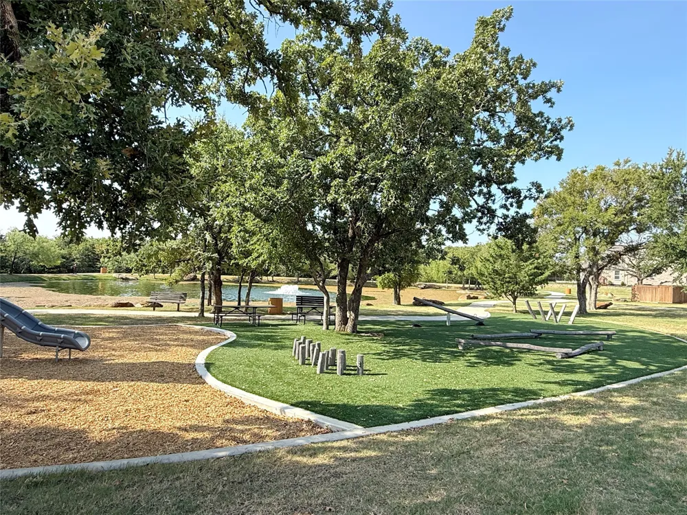 4513 Expedition Drive Oak Point, TX 75068