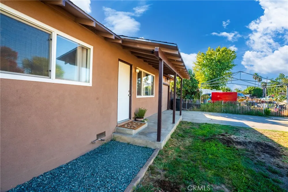 567 E STREET Waterford, CA 95386