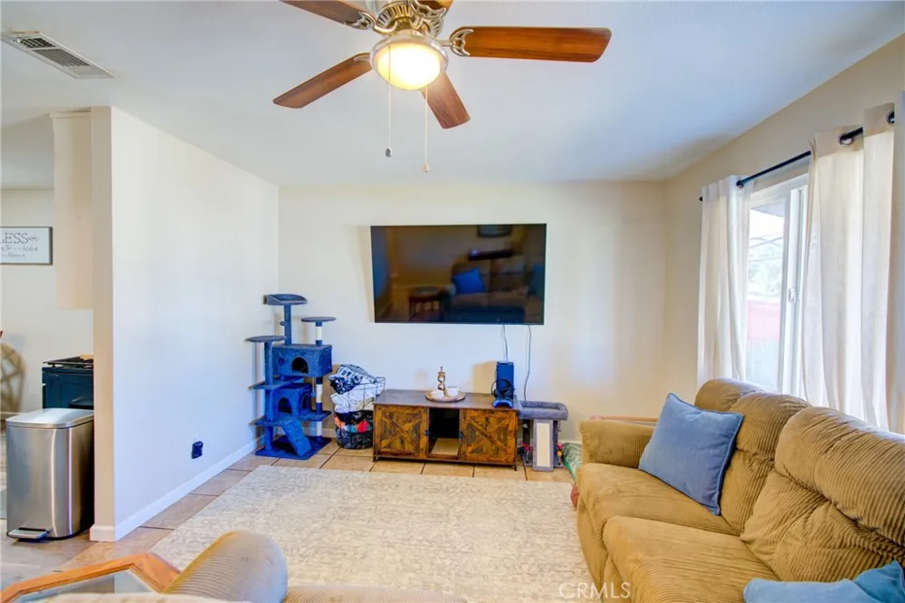 567 E STREET Waterford, CA 95386