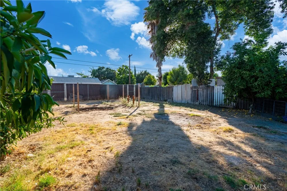 567 E STREET Waterford, CA 95386