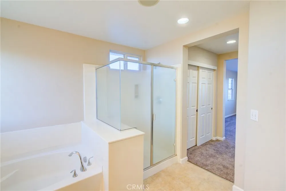 1466 La Sierra St Merced, CA 95348