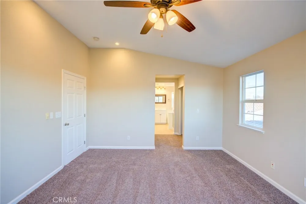 1466 La Sierra St Merced, CA 95348