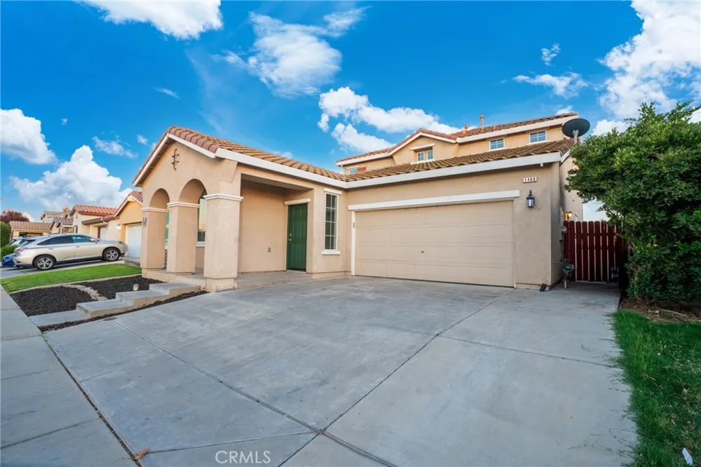 1466 La Sierra St Merced, CA 95348
