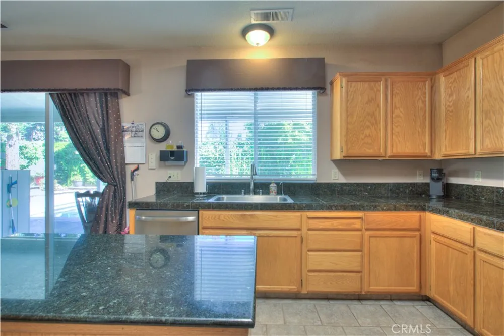 4529 Sun Ray Salida, CA 95368
