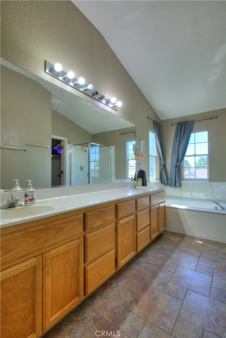 4529 Sun Ray Salida, CA 95368