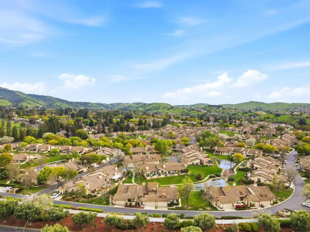 3222 Lake Albano Circle San Jose, CA 95135