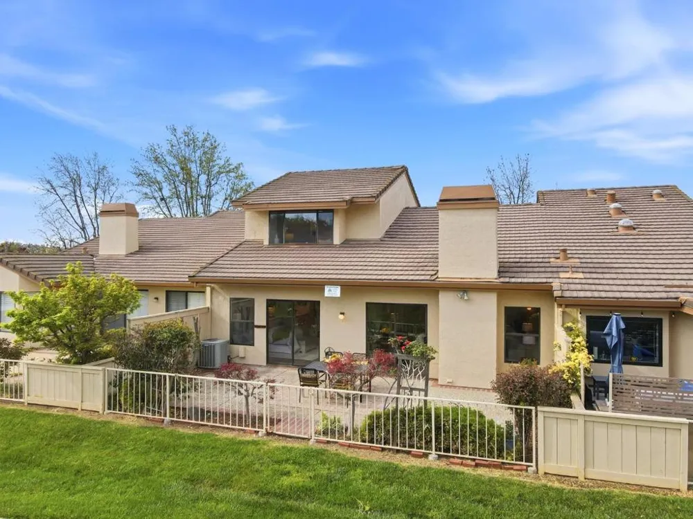 3222 Lake Albano Circle San Jose, CA 95135