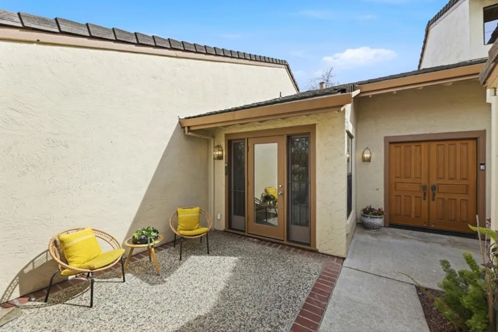 3222 Lake Albano Circle San Jose, CA 95135