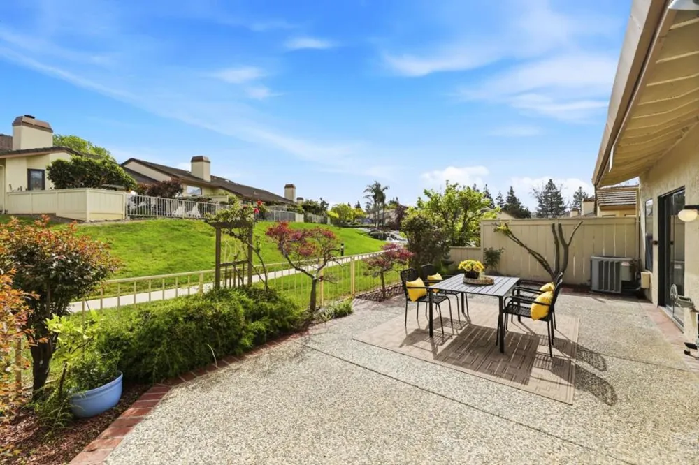 3222 Lake Albano Circle San Jose, CA 95135