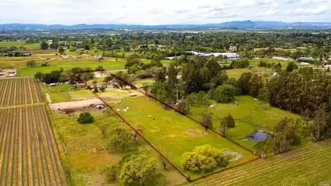 672 Irwin Lane Santa Rosa, CA 95401
