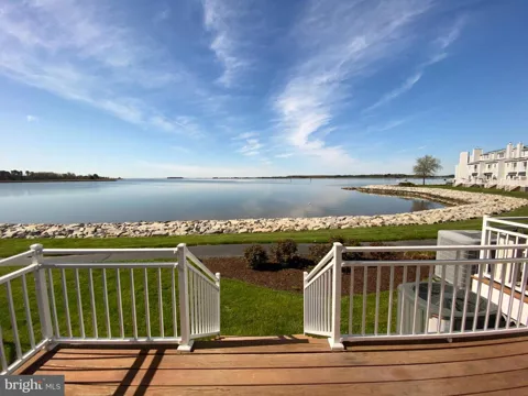 1107 OYSTER COVE DRIVE