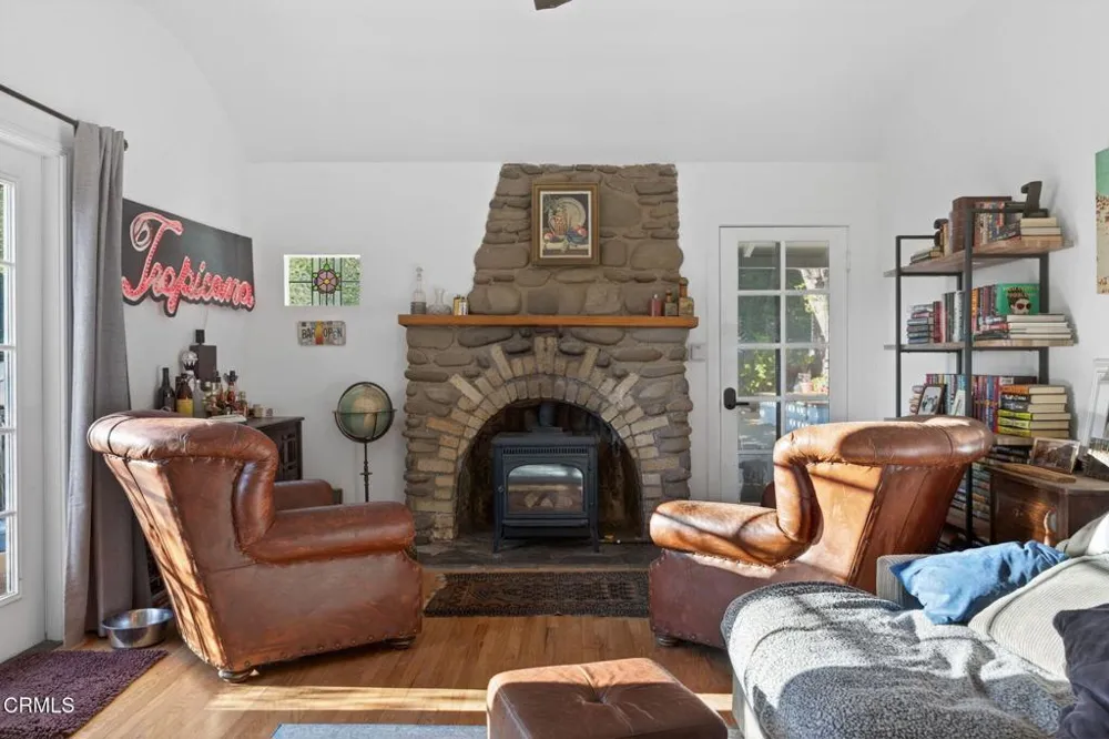 228 High Street Oak View, CA 93022