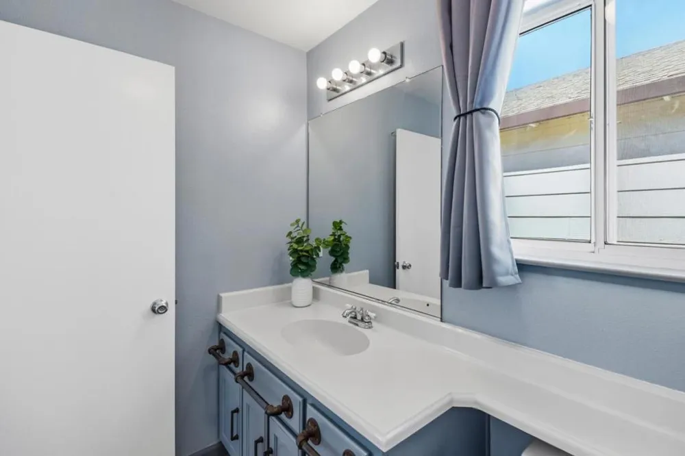 1920 Constitution Boulevard #20 Salinas, CA 93905