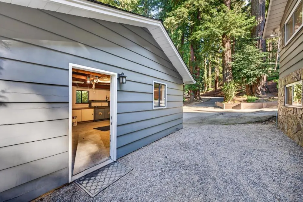 17275 Melody Lane Los Gatos, CA 95033