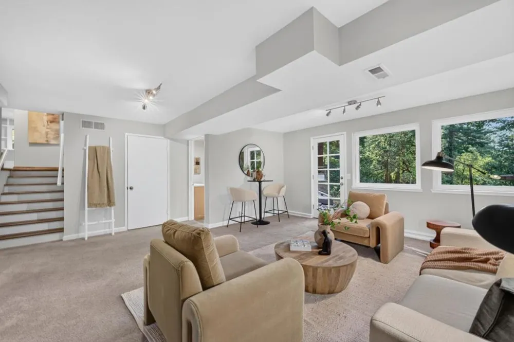 17275 Melody Lane Los Gatos, CA 95033