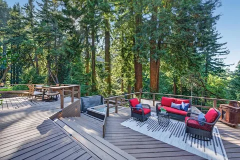 17275 Melody Lane