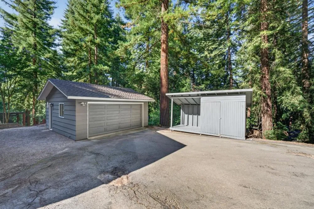 17275 Melody Lane Los Gatos, CA 95033