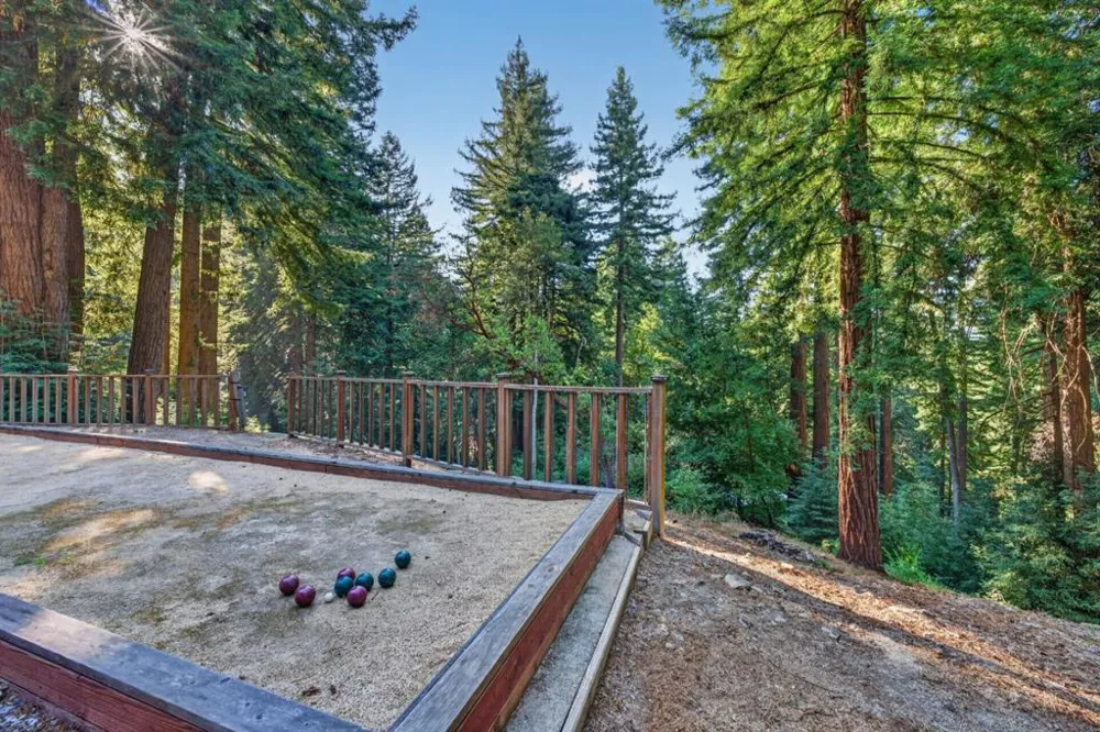 17275 Melody Lane Los Gatos, CA 95033