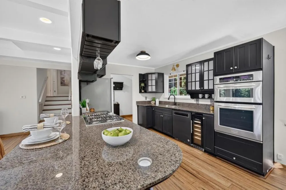17275 Melody Lane Los Gatos, CA 95033