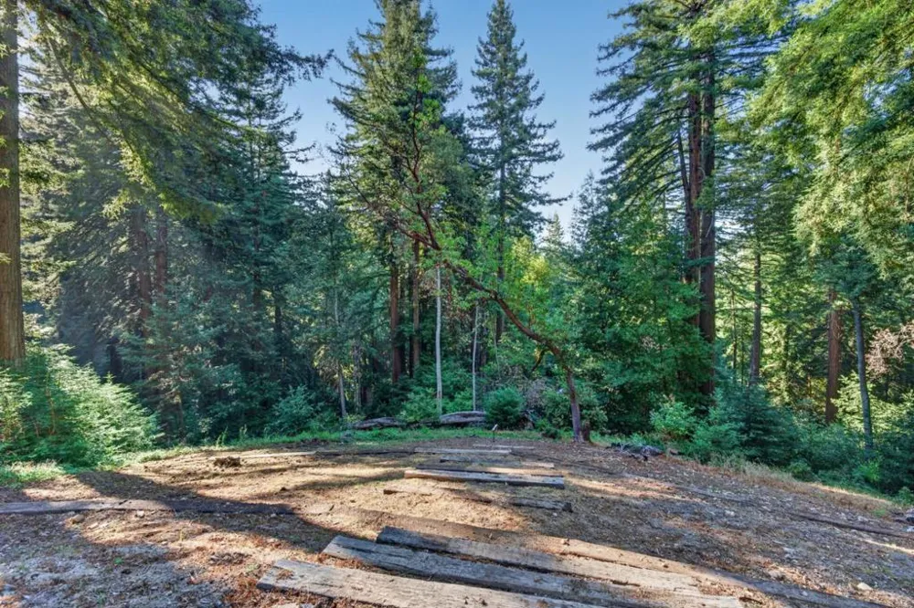 17275 Melody Lane Los Gatos, CA 95033