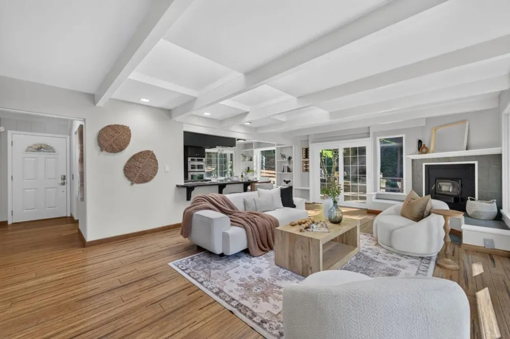 17275 Melody Lane Los Gatos, CA 95033