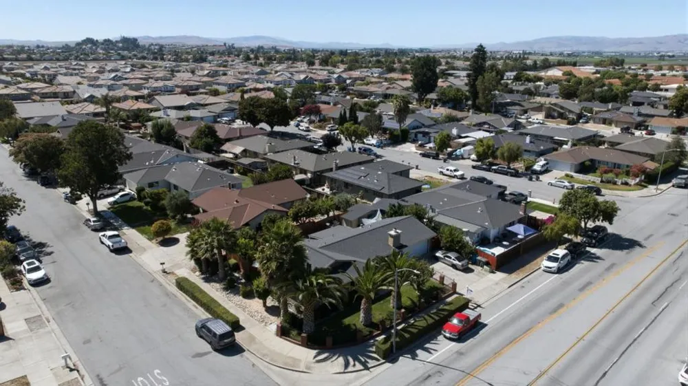 610 Memorial Drive Hollister, CA 95023