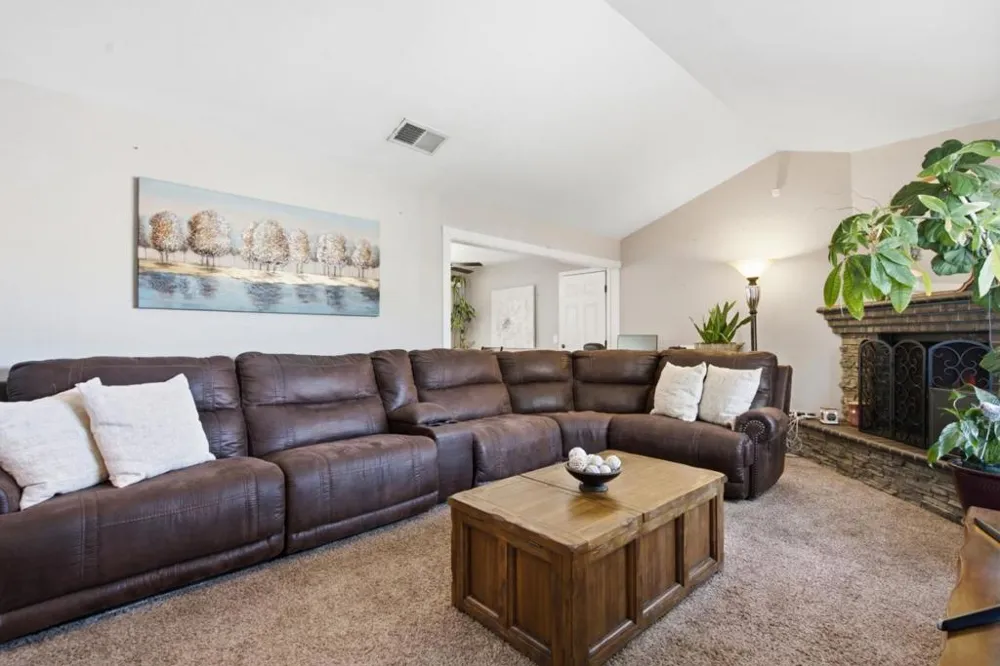 610 Memorial Drive Hollister, CA 95023