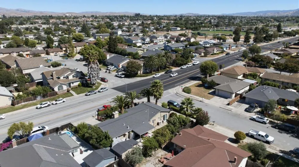 610 Memorial Drive Hollister, CA 95023