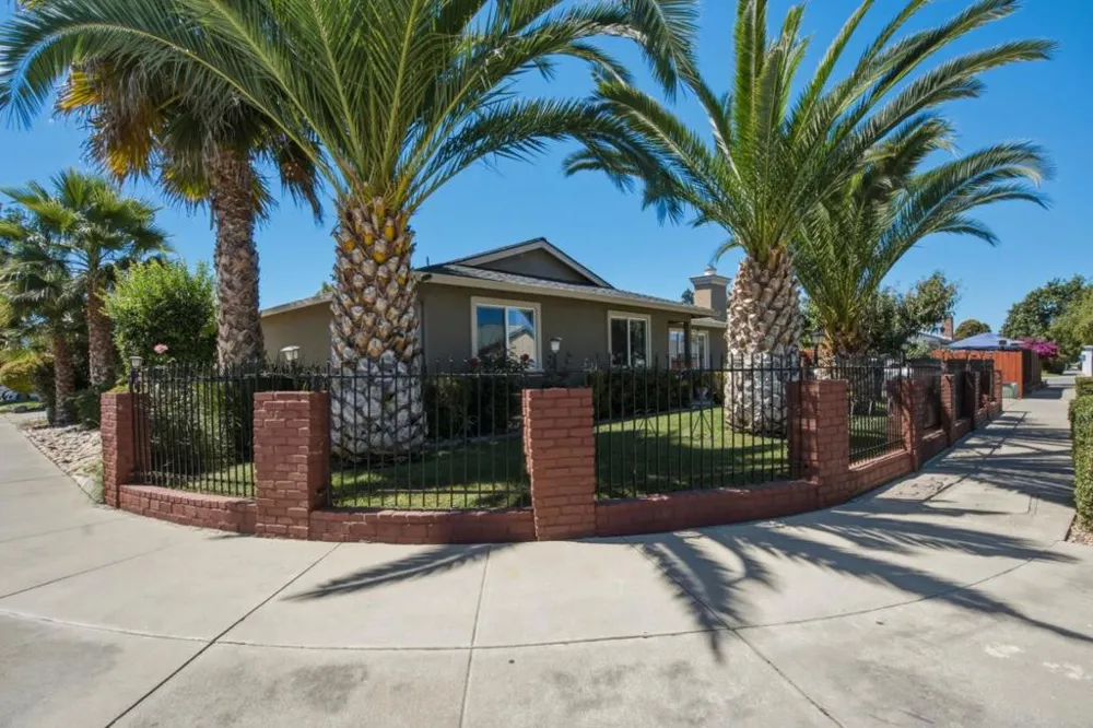 610 Memorial Drive Hollister, CA 95023
