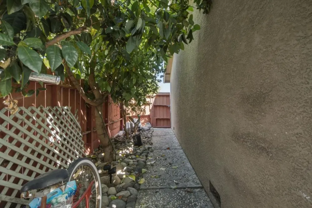 610 Memorial Drive Hollister, CA 95023