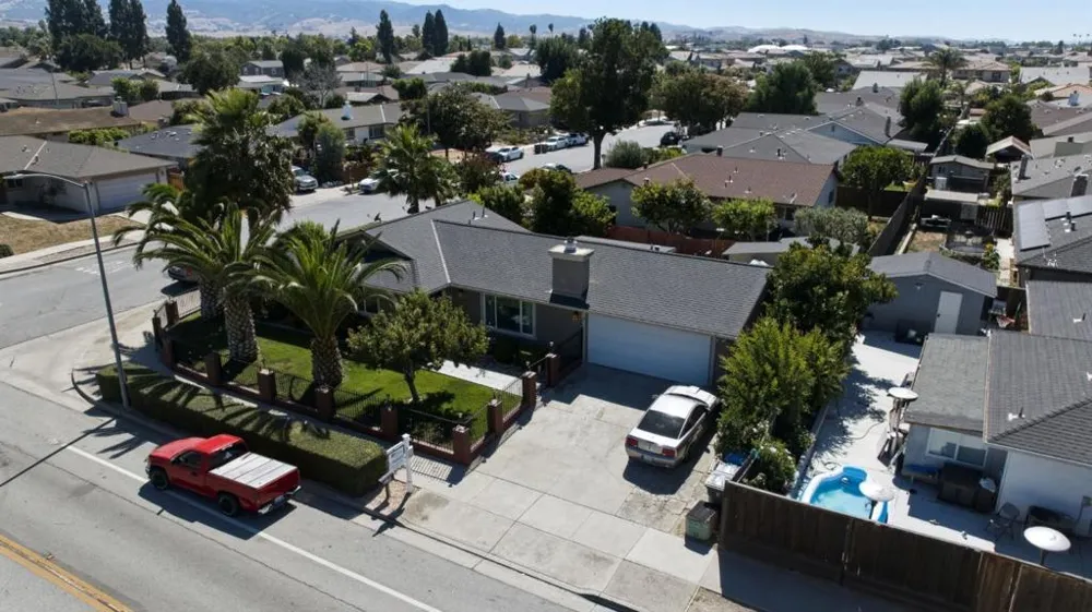 610 Memorial Drive Hollister, CA 95023