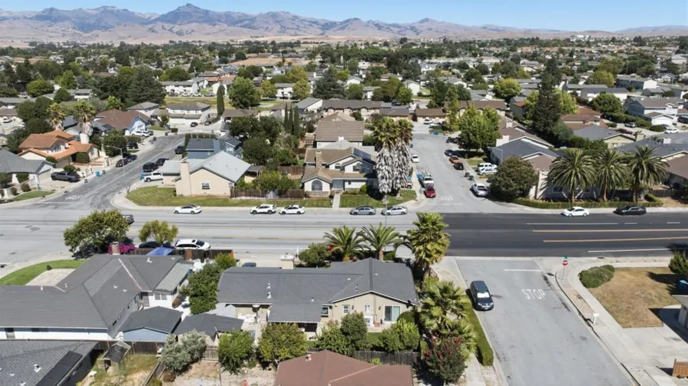 610 Memorial Drive Hollister, CA 95023